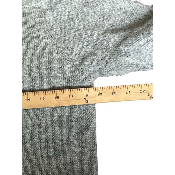NWT Jamiesons Made in Scotland Gray Shaggy Shetland Sweater 38 Small - Picture 3 of 7